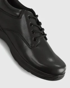 COACH E/F Senior Vegan School Shoes