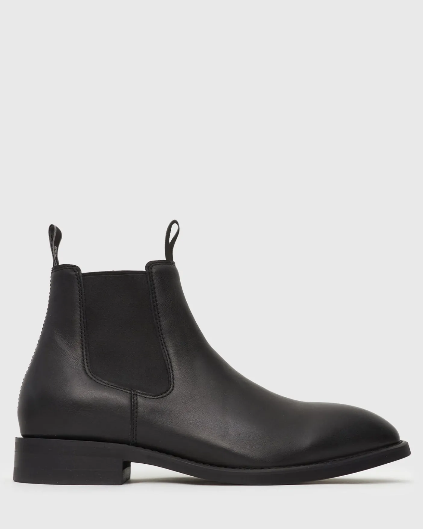 HERITAGE Leather Chelsea Ankle Boots