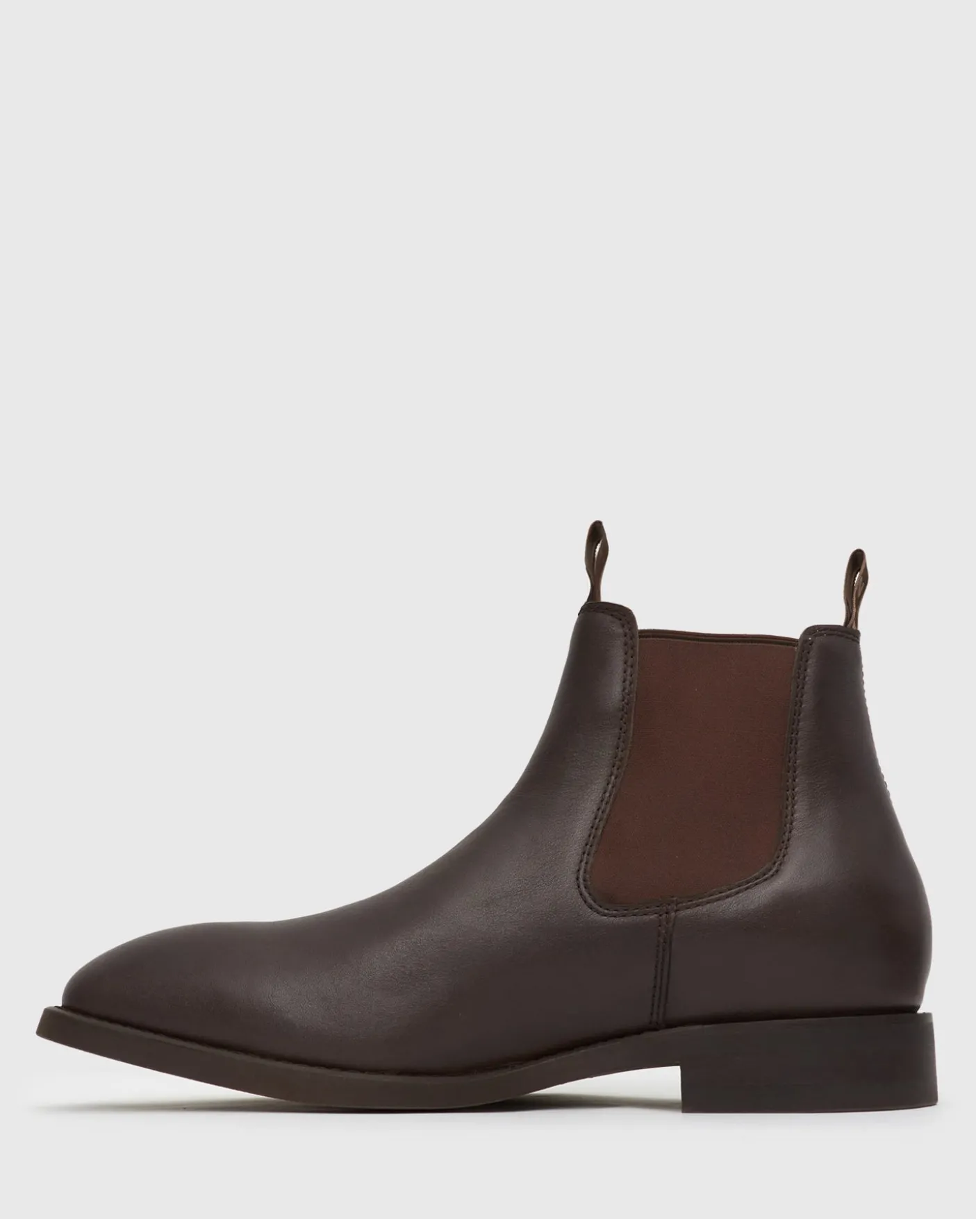 HERITAGE Leather Chelsea Ankle Boots