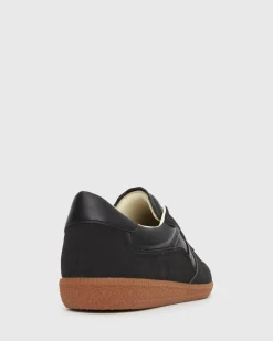 JUSTIN Low-Top Sneakers