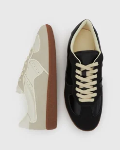 JUSTIN Low-Top Sneakers