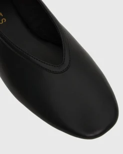 LENNOX Round Toe Ballet Flats