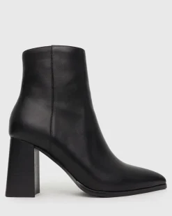 MAX Pointed Toe Ankle Boots
