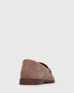 MUSE Suede Loafers