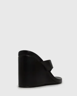 PRE-ORDER SABLE Thong Wedge Sandals
