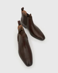 Wider Fit HENRY Leather Chelsea Boots